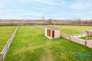 Photo 25- click for photo gallery